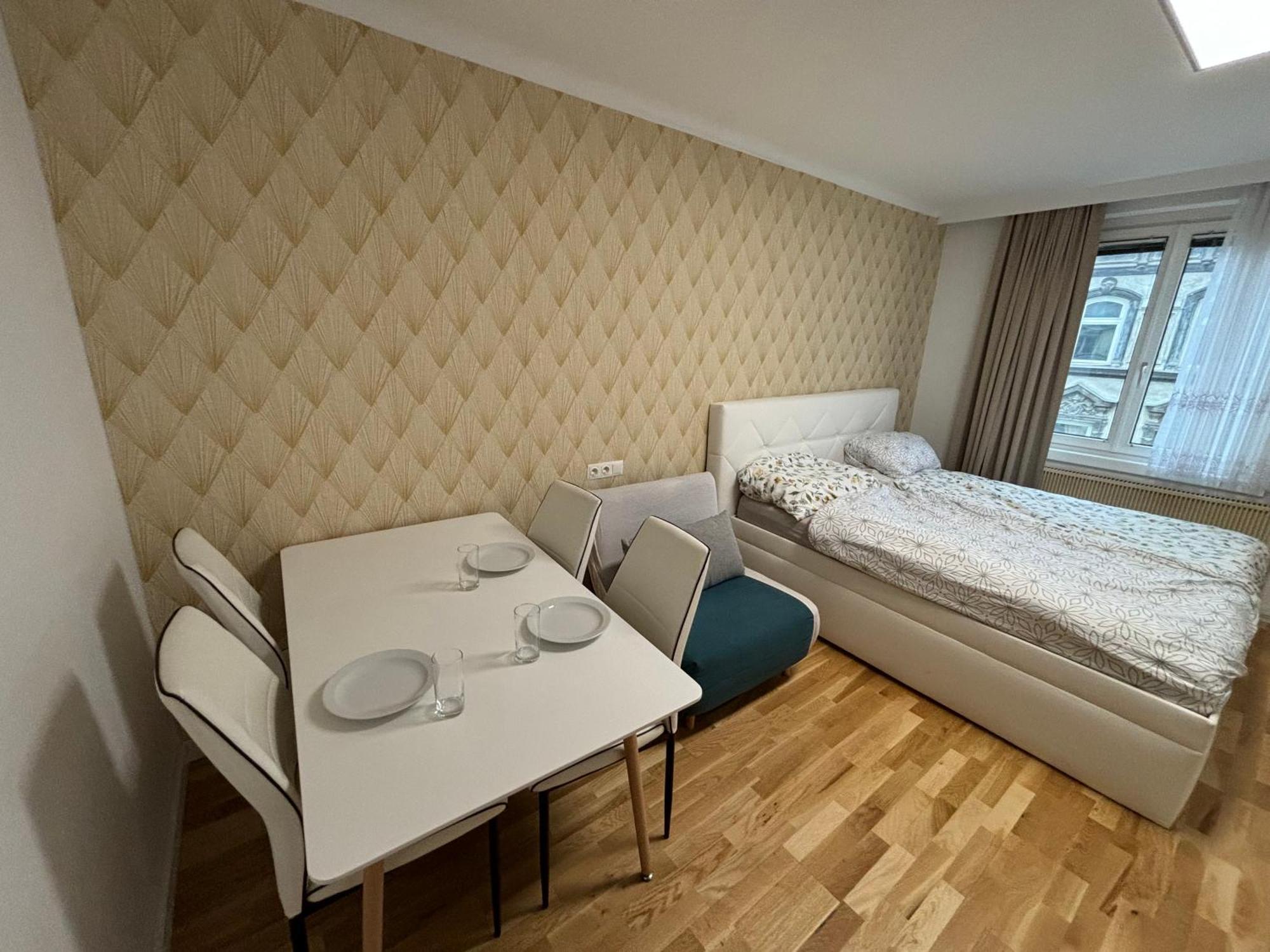 Exclusive Serviced Flat On Taborstrasse Wenen Buitenkant foto